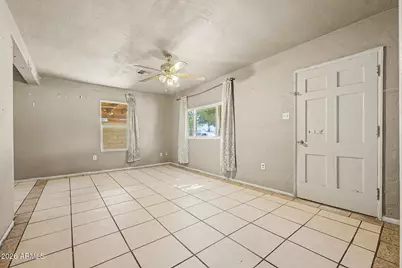 6435 S 5th Avenue, Phoenix, AZ 85041 - Photo 4