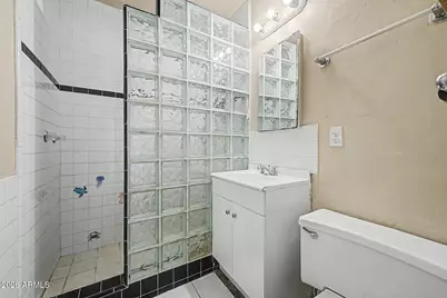 6435 S 5th Avenue, Phoenix, AZ 85041 - Photo 26