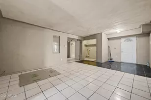6435 S 5th Ave, Phoenix, AZ 85041 - Photo 6