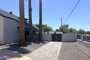 753 W 6th Dr, Mesa, AZ 85210 - Photo 4