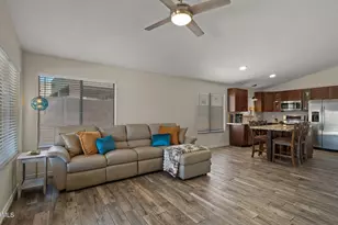 4820 E Melinda Ln, Phoenix, AZ 85054 - Photo 20