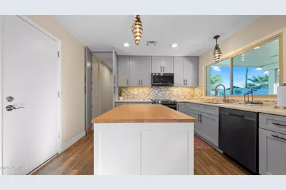 1956 E Dunbar Drive, Tempe, AZ 85283 - Photo 8