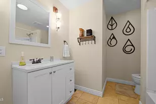 1956 E Dunbar Dr, Tempe, AZ 85283 - Photo 14
