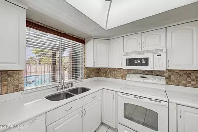 5448 E Wethersfield Road, Scottsdale, AZ 85254 - Photo 14