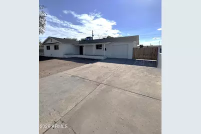 3026 N 40th Drive, Phoenix, AZ 85019 - Photo 2