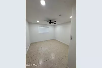 3026 N 40th Drive, Phoenix, AZ 85019 - Photo 8