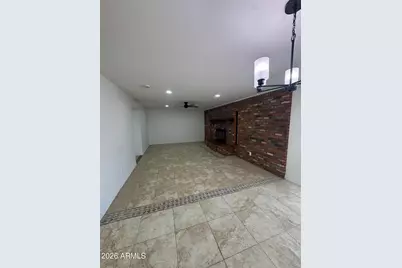 3026 N 40th Drive, Phoenix, AZ 85019 - Photo 6