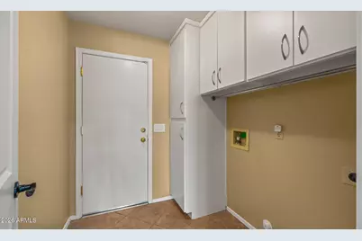 8434 W Dreyfus Drive, Peoria, AZ 85381 - Photo 30