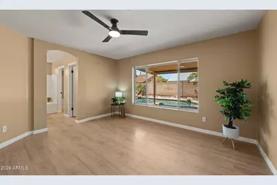 8434 W Dreyfus Drive, Peoria, AZ 85381 - Photo 24