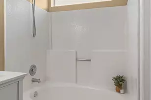 8434 W Dreyfus Dr, Peoria, AZ 85381 - Photo 26