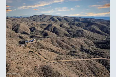 5975 W Aurora Hills Road, Morristown, AZ 85342 - Photo 32
