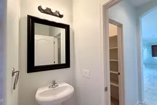 1289 E Iris Dr, Chandler, AZ 85286 - Photo 12