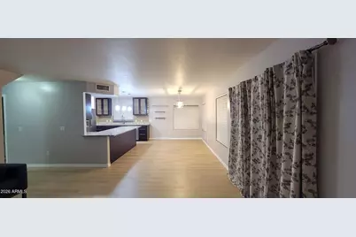 6834 S 40th Lane, Phoenix, AZ 85041 - Photo 8
