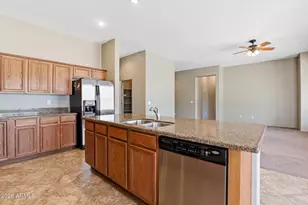 18185 W Rimrock St, Surprise, AZ 85388 - Photo 12