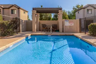 4316 E Avalon Dr, Phoenix, AZ 85018 - Photo 2