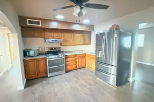 11427 N 112th Dr, Youngtown, AZ 85363 - Photo 8