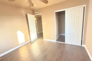 11427 N 112th Dr, Youngtown, AZ 85363 - Photo 10