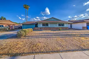 4031 W Denton Ln, Phoenix, AZ 85019 - Photo 2