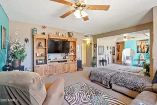 10505 W Echo Ln, Peoria, AZ 85345 - Photo 16