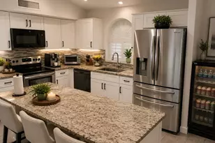 9854 W Irma Ln, Peoria, AZ 85382 - Photo 10