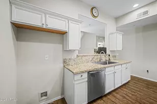 8127 W Zoe Ella Way, Peoria, AZ 85382 - Photo 10