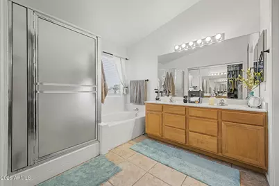 8227 W Harmony Lane, Peoria, AZ 85382 - Photo 12