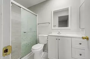 10002 W Desert Hills Dr, Sun City, AZ 85351 - Photo 20