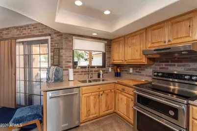 12326 S Shoshoni Drive, Phoenix, AZ 85044 - Photo 8