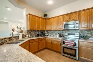 2422 W Clearview Trail, Anthem, AZ 85086 - Photo 10