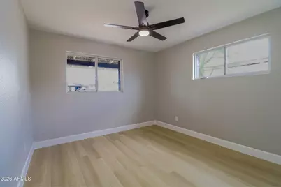 2936 W Highland Avenue, Phoenix, AZ 85017 - Photo 14