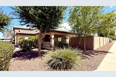 7129 W Toronto Way, Phoenix, AZ 85043 - Photo 2
