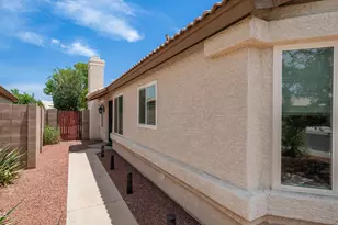 20461 N 105th Ave, Peoria, AZ 85382 - Photo 2