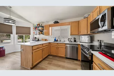 20461 N 105th Avenue, Peoria, AZ 85382 - Photo 10