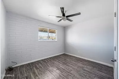 1744 W Glendale Avenue #11, Phoenix, AZ 85021 - Photo 8