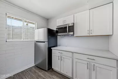 1744 W Glendale Avenue #11, Phoenix, AZ 85021 - Photo 6