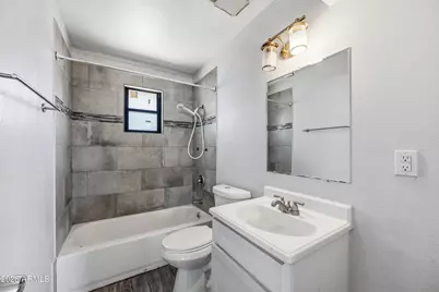1744 W Glendale Avenue #11, Phoenix, AZ 85021 - Photo 10
