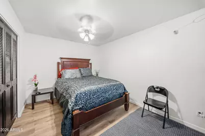 10122 W Turney Avenue, Phoenix, AZ 85037 - Photo 18