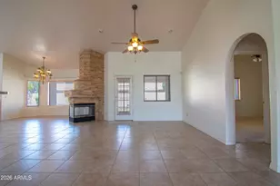 1210 E Clearview Dr, Casa Grande, AZ 85122 - Photo 8