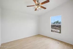 1926 N Main Dr, Apache Junction, AZ 85120 - Photo 24
