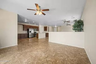20230 N Valencia Dr, Maricopa, AZ 85138 - Photo 6