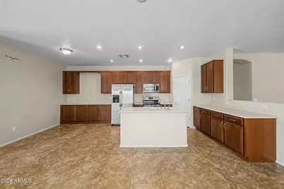 20230 N Valencia Drive, Maricopa, AZ 85138 - Photo 10