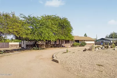 16223 N 40th Place, Phoenix, AZ 85032 - Photo 8