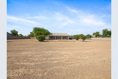 12361 W Desert Oasis Circle, El Mirage, AZ 85335 - Photo 28