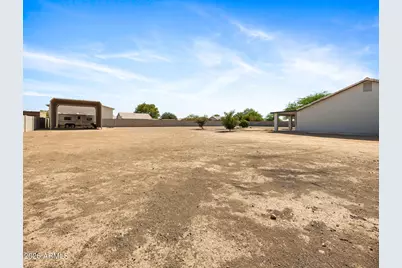 12361 W Desert Oasis Circle, El Mirage, AZ 85335 - Photo 32