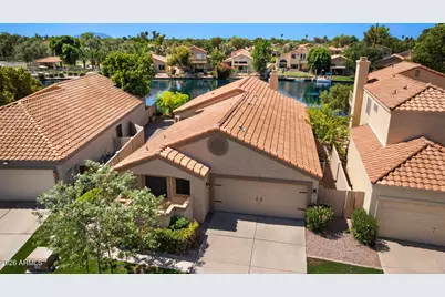 329 E Vaughn Avenue, Gilbert, AZ 85234 - Photo 2