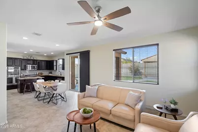 10855 S 175th Drive, Goodyear, AZ 85338 - Photo 8