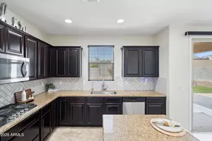 10855 S 175th Dr, Goodyear, AZ 85338 - Photo 18