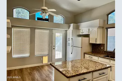 3438 E Rockwood Drive, Phoenix, AZ 85050 - Photo 6