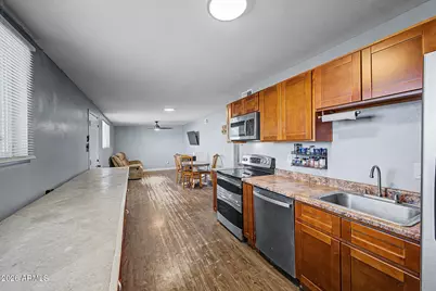 6030 S 19th Place, Phoenix, AZ 85042 - Photo 12