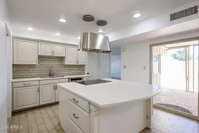 8333 E Orange Blossom Lane, Scottsdale, AZ 85250 - Photo 1